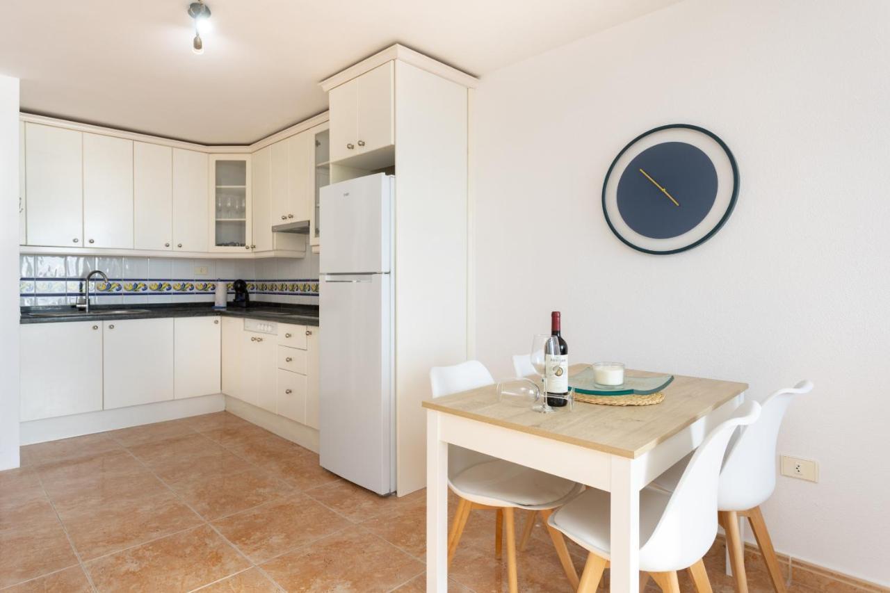 Playa La Arena With Pool And Privat Parking Apartment Puerto de Santiago  Ngoại thất bức ảnh